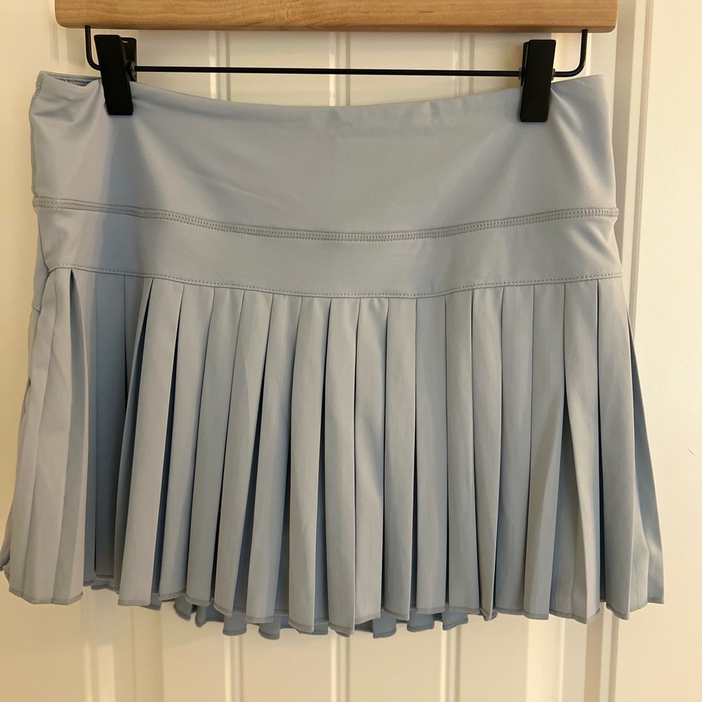 Gold Hinge pleated skirt, size XL